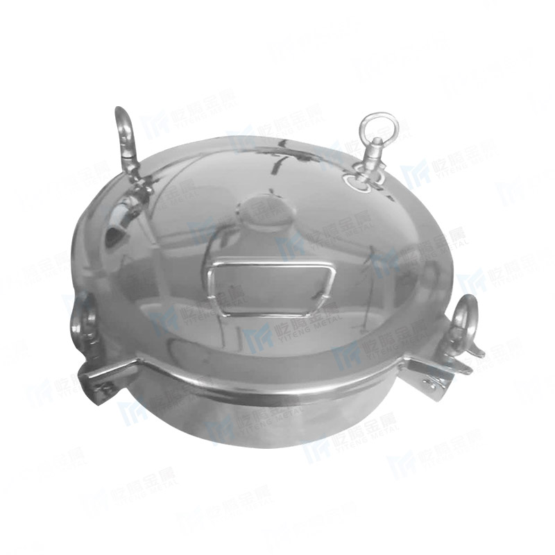 Circular atmospheric manhole